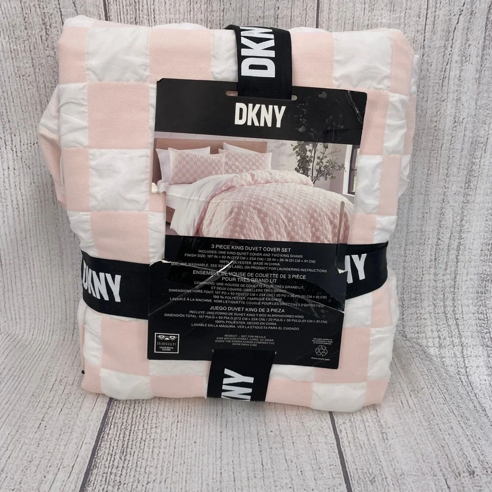 DKNY Duvet Cover Set King Pink White Checkered Puckered Texture Pastel Girly